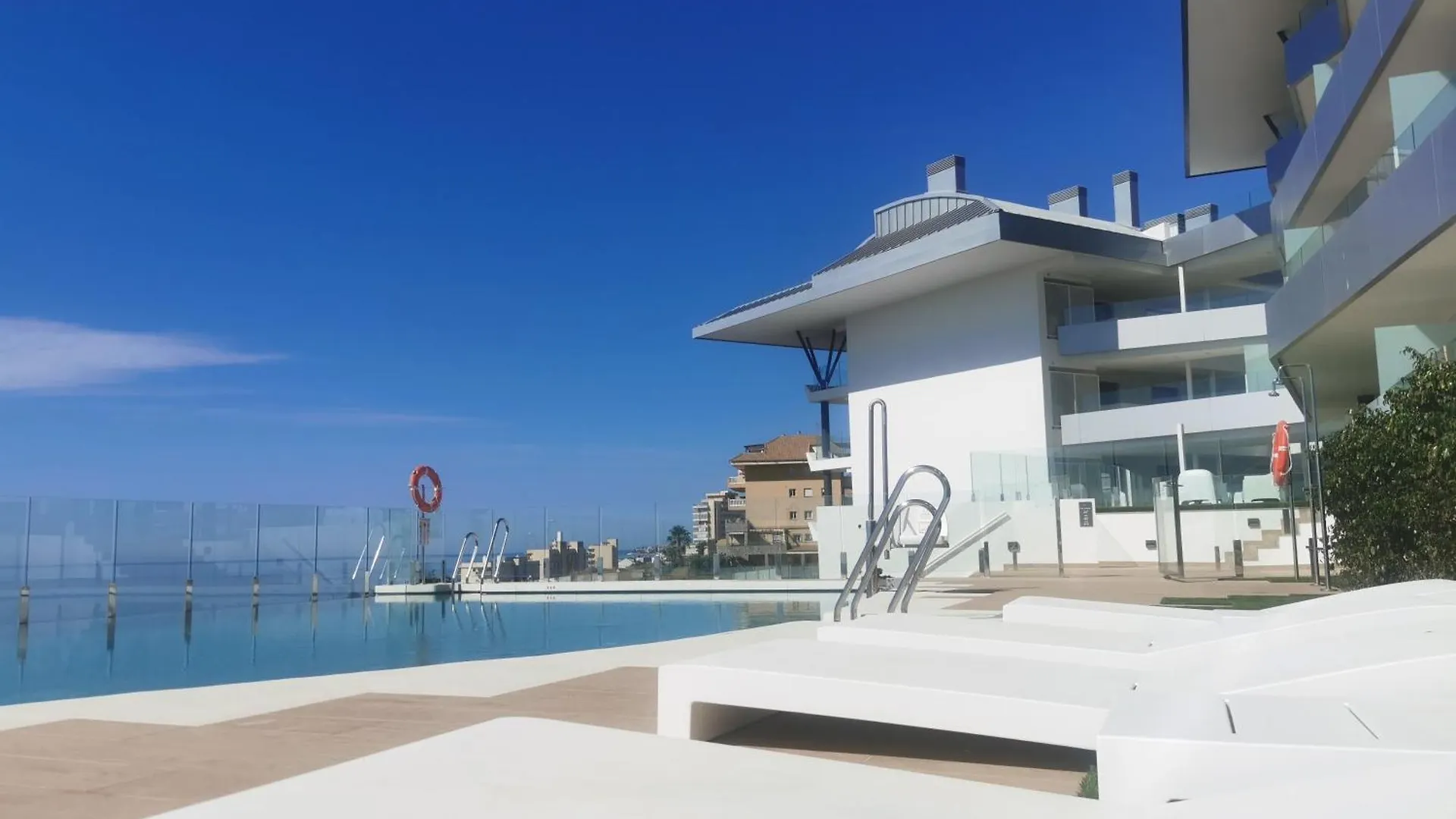 Bel Appartement Face A La Mer Fuengirola