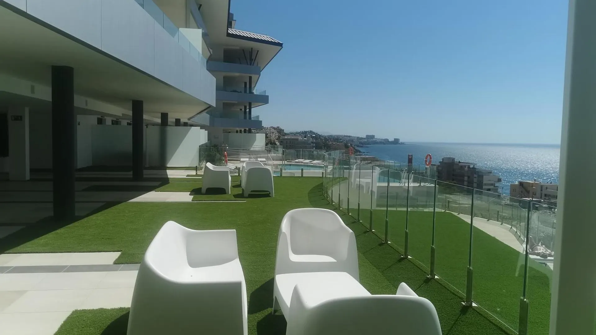 Bel Appartement Face A La Mer Fuengirola Appartamento