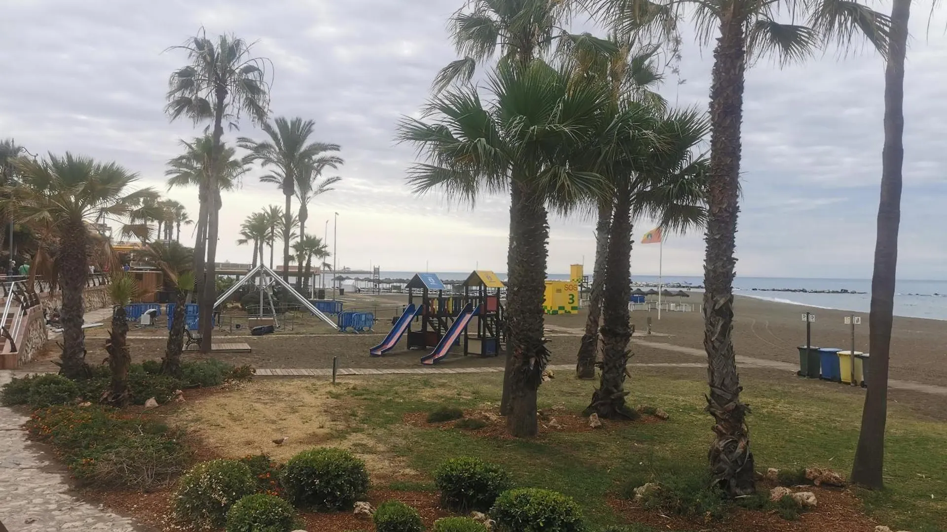 Bel Appartement Face A La Mer Fuengirola
