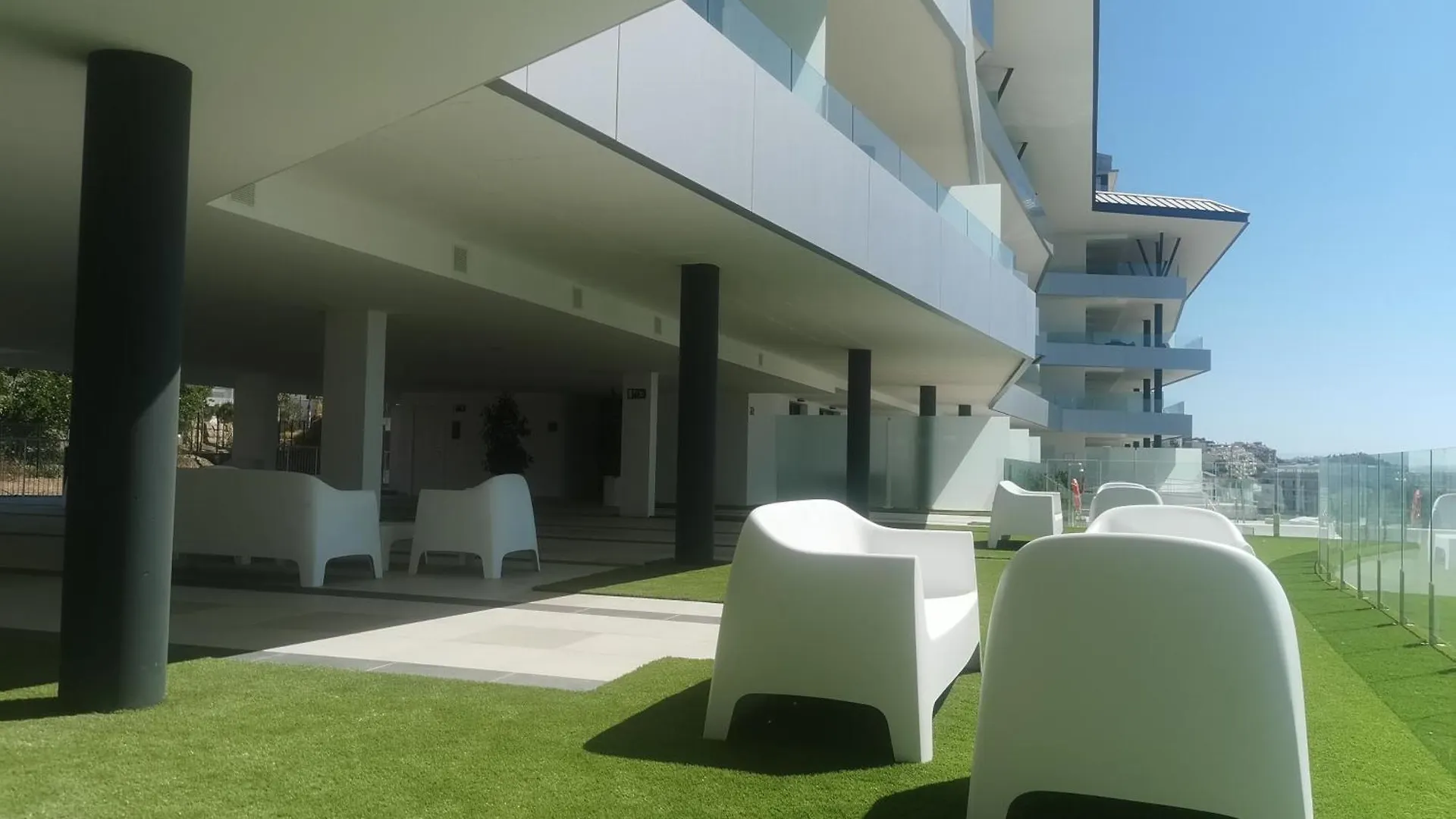 Bel Appartement Face A La Mer Fuengirola