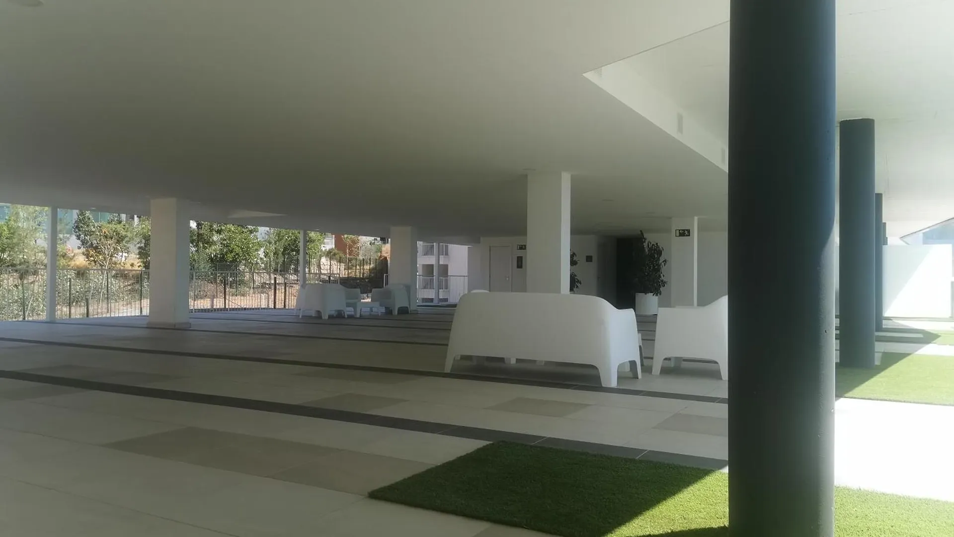 Bel Appartement Face A La Mer Fuengirola 0*,
